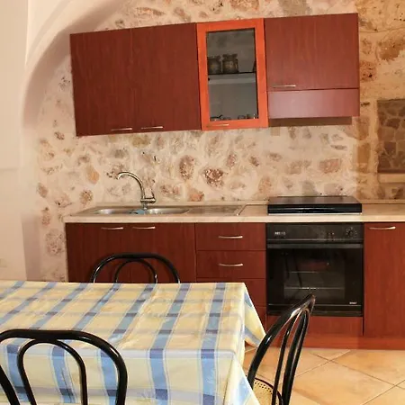 Santu Scianni Летний дом *